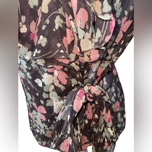 Silk Lauren Ralph Lauren Floral Wrap Top Size 4 - Picture 3 of 5